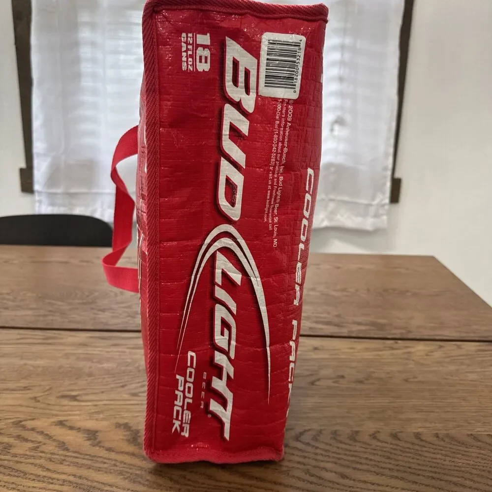 BUD LIGHT 18 Can Beer Cooler Pack Tote Lined Bag Bud Light RED 2009 no tags